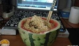 宅男吃瓜,揭秘网络热点的幕后故事