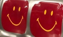 必须吃瓜文案,一场必须吃瓜的明星风云录