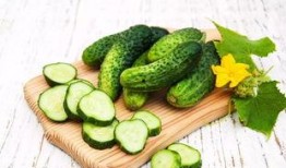 吃一整个瓜,夏日清凉无限