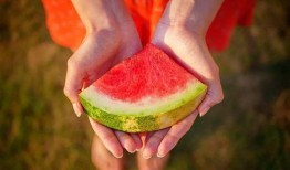 新雨吃瓜,揭秘娱乐圈幕后故事