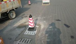 骑车吃瓜群众,品味生活百态的“吃瓜”众生相