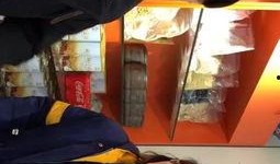 镜子视频吃瓜,揭秘网络视频背后的吃瓜真相