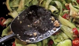 云南蘸辣椒吃的瓜,辣椒蘸瓜的独特魅力