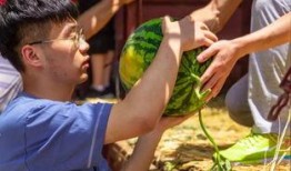 花臂老师 吃瓜,揭秘娱乐圈幕后故事