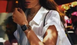 卖衣服吃瓜视频,卖衣服吃瓜视频带你领略潮流风尚