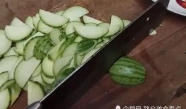 梦见摘小瓜吃小瓜,摘瓜吃瓜的奇幻之旅